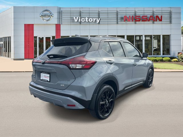 Used 2024 Nissan Kicks SR FWD image 3