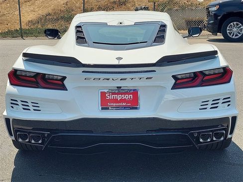 New 2025 Chevrolet Corvette E-Ray image 16