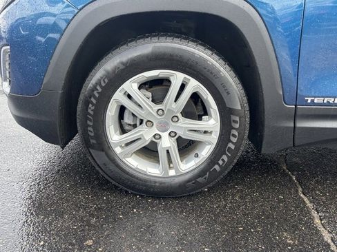 Used 2020 GMC Terrain SLE w/ Driver Convenience Package image 10