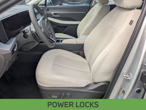 Used 2025 Hyundai Sonata SEL FWD image 15