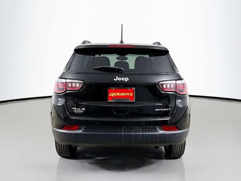 Used 2018 Jeep Compass Sport w/ Tech Group image 6