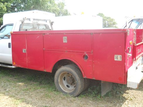 Used 2004 Ford F450 XL AWD/4WD image 4