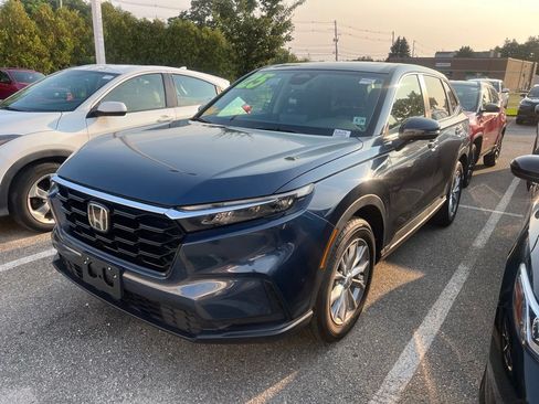 Used 2025 Honda CR-V EX image 2