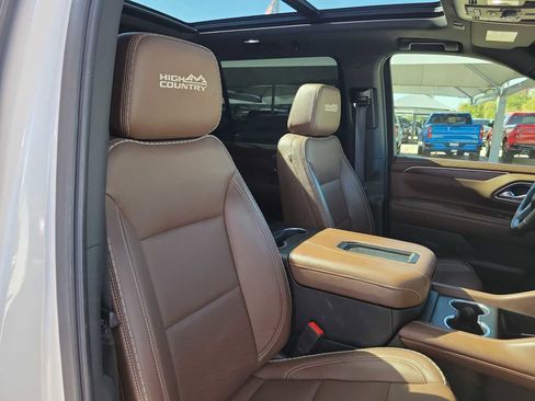 Used 2022 Chevrolet Suburban High Country w/ Max Trailering Package image 14