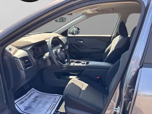 Certified 2023 Nissan Rogue SV image 9