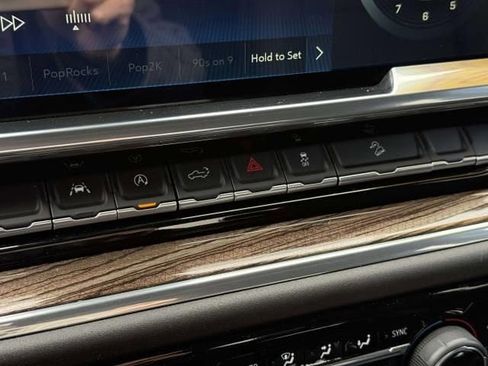 Used 2024 Chevrolet Silverado 1500 RST image 26