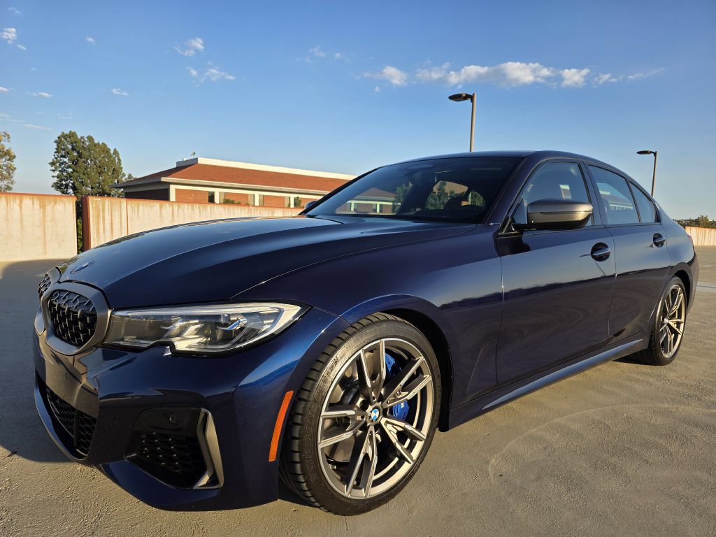 Used 2022 BMW M340i RWD image 3
