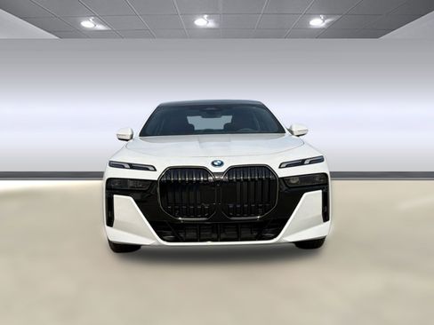 New 2026 BMW i7 eDrive50 w/ M Sport Package RWD image 6