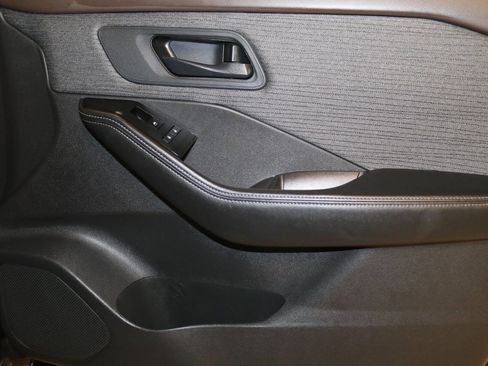 Used 2021 Nissan Rogue S FWD image 66