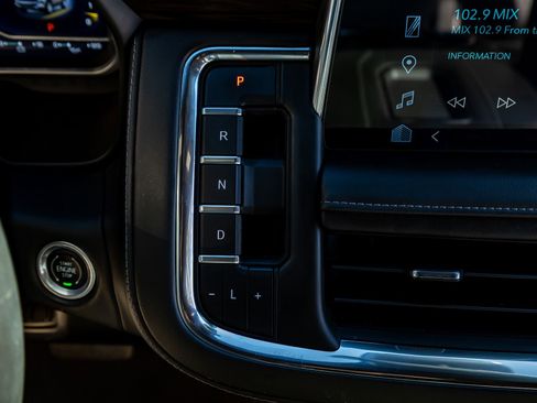 Used 2023 Chevrolet Tahoe Z71 w/ Off-Road Capability Package image 20