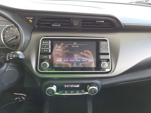 Used 2019 Nissan Kicks SV FWD image 49