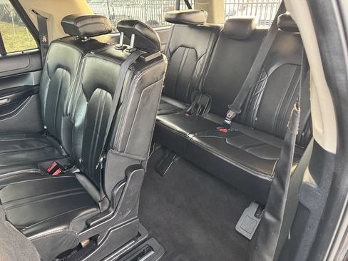 Used 2020 Ford Expedition Max Platinum image 8