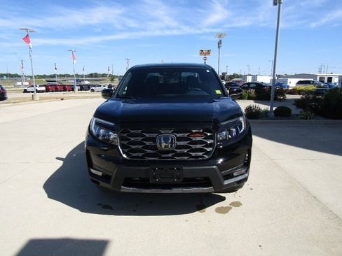 Used 2024 Honda Ridgeline TrailSport image 2