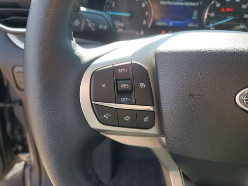 Certified 2023 Ford Explorer XLT w/ Equipment Group 202A image 19