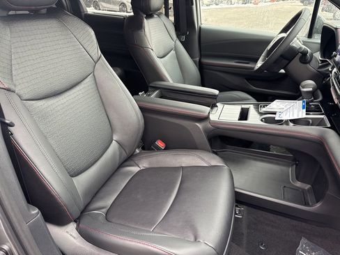 New 2026 Toyota Sienna XSE image 21