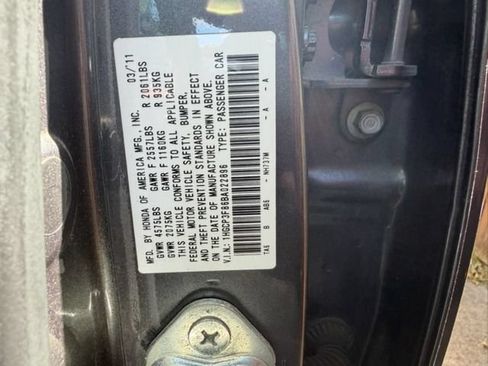 Used 2011 Honda Accord EX-L image 2
