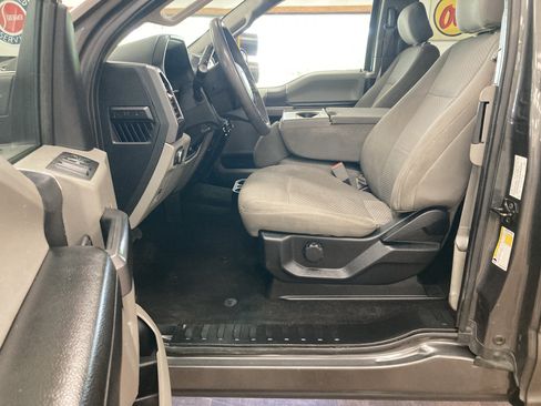 Used 2019 Ford F150 XLT AWD/4WD image 11