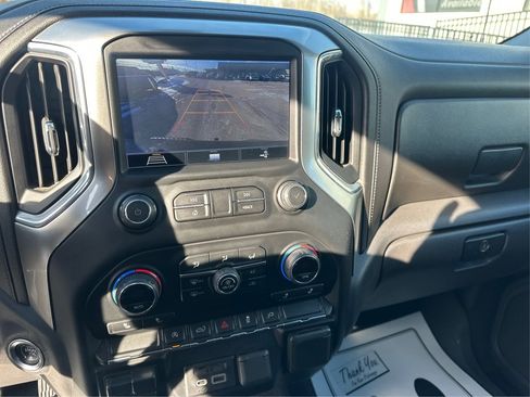 Used 2020 Chevrolet Silverado 1500 LT w/ All-Star Edition image 33