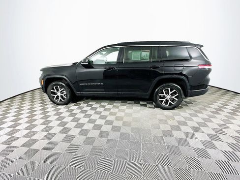 Certified 2025 Jeep Grand Cherokee L Limited w/ Luxury Tech Group II image 7