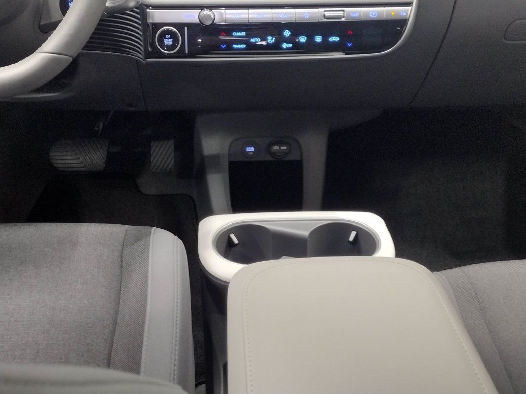 Certified 2024 Hyundai Ioniq 5 SEL AWD/4WD image 38
