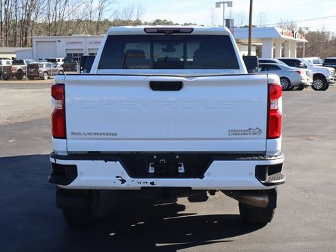 Used 2020 Chevrolet Silverado 2500 High Country w/ Technology Package image 5