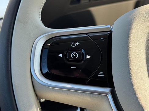 New 2026 Volvo XC90 T8 Ultra w/ Protection Package Premier image 11