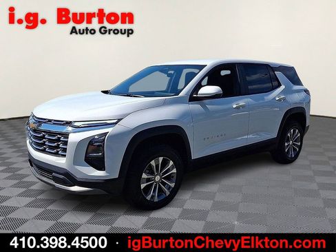 New 2026 Chevrolet Equinox LT FWD image 2