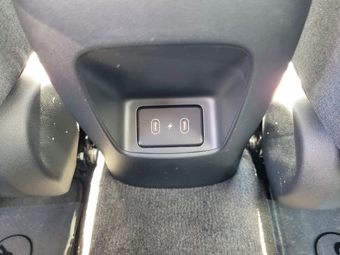 New 2026 Hyundai Elantra Limited image 12