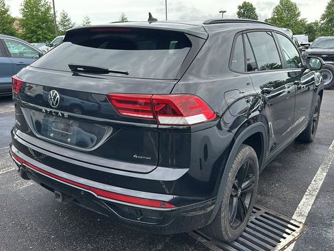 Used 2023 Volkswagen Atlas Cross Sport SEL R-Line AWD/4WD image 3