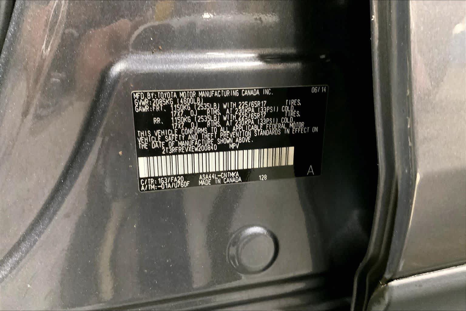 Used 2014 Toyota RAV4 XLE AWD/4WD image 37