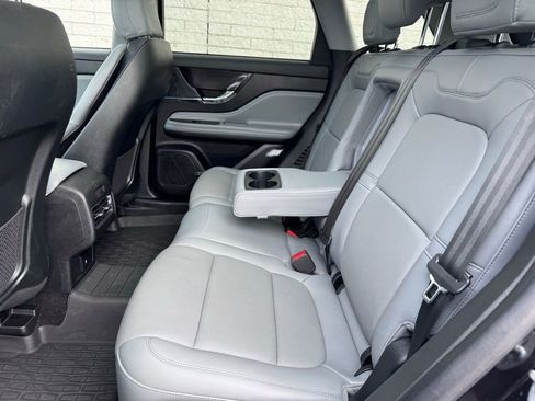 Used 2022 Lincoln Corsair AWD w/ Premium Package image 24
