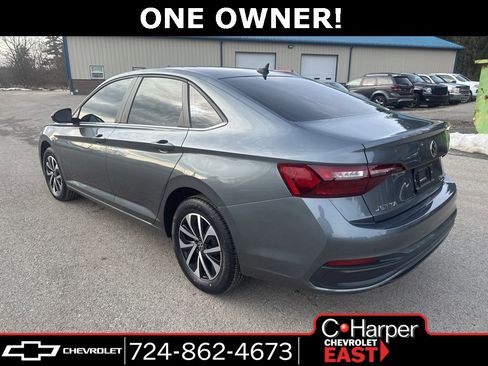 Used 2024 Volkswagen Jetta S image 5