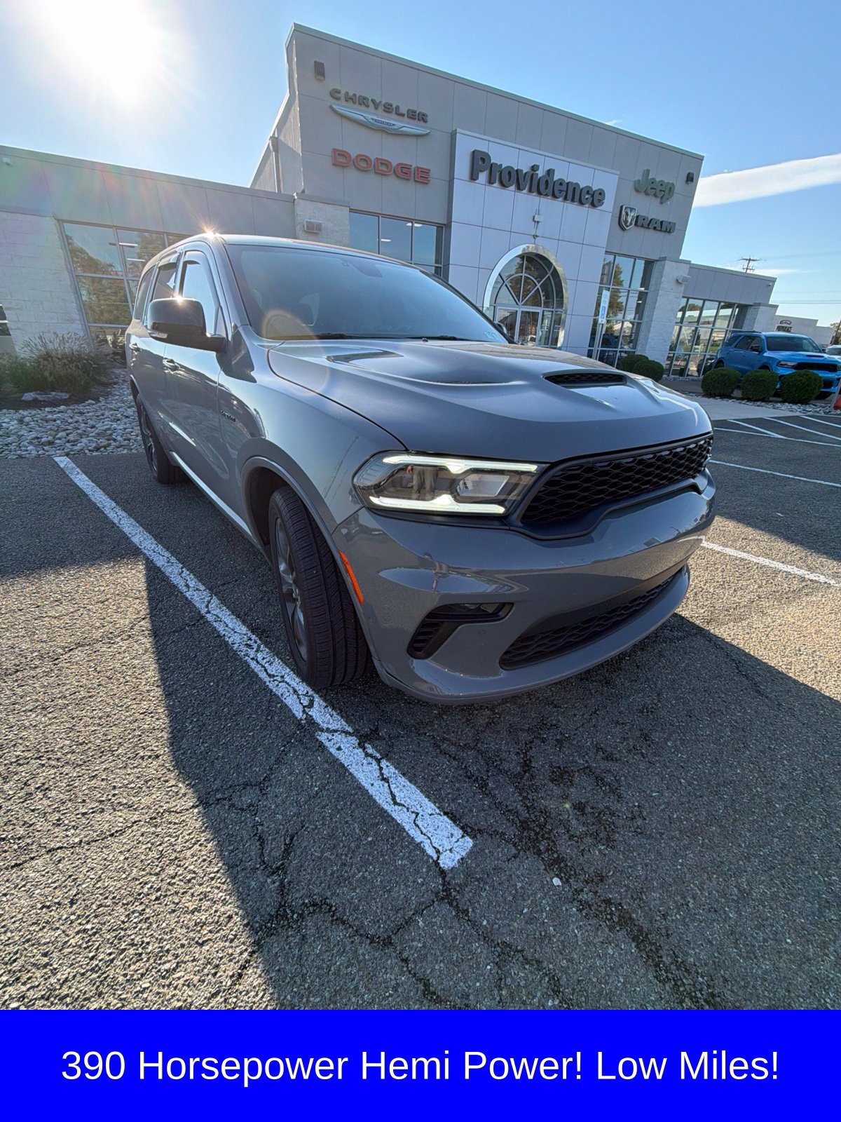 Used 2022 Dodge Durango R/T w/ Blacktop Package AWD/4WD image 5