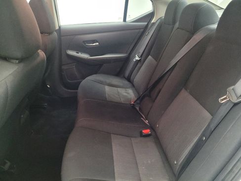 Used 2022 Nissan Sentra SV FWD image 18