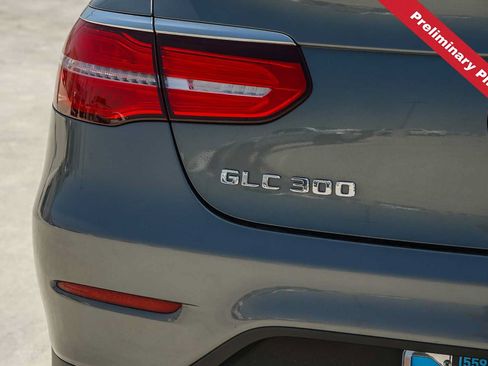 Used 2018 Mercedes-Benz GLC 300 4MATIC Coupe image 10