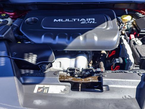 Used 2016 Jeep Cherokee Limited image 22