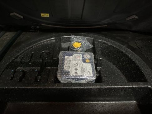 Used 2016 Hyundai Veloster Turbo w/ Option Group 04 image 86