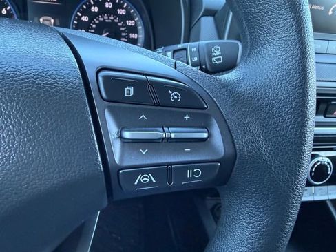 Used 2023 Hyundai Kona SEL w/ Winter Weather Package image 13