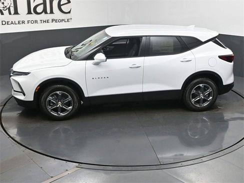 New 2025 Chevrolet Blazer LT w/ LPO, Floor Liner Package image 36