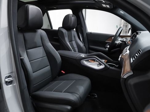 New 2025 Mercedes-Benz GLE 450 4MATIC image 10