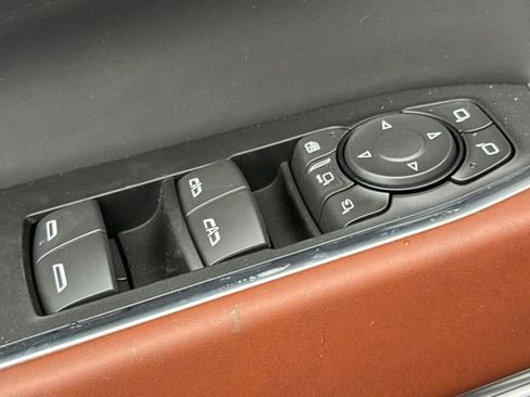 New 2026 GMC Sierra 2500 Denali Ultimate image 12