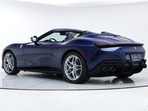 Certified 2026 Ferrari Roma Spider RWD image 8