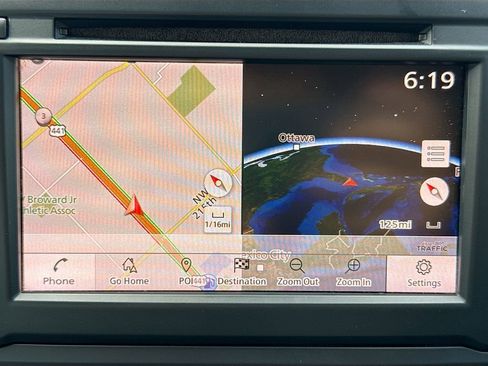 Used 2019 Nissan Titan SV w/ SV Convenience Package AWD/4WD image 13