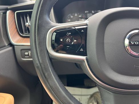 Used 2021 Volvo XC60 T5 Inscription w/ Advanced Package AWD/4WD image 13