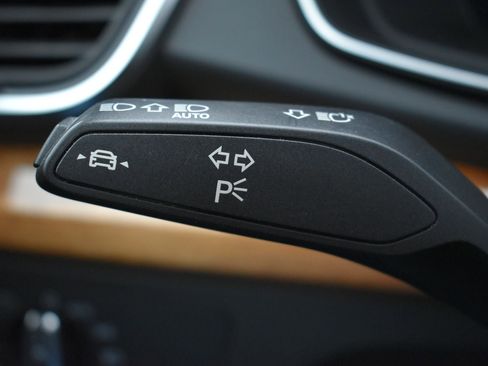 Used 2023 Audi Q5 2.0T Premium Plus AWD/4WD image 24