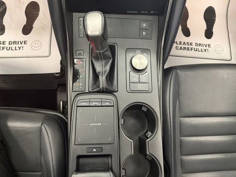 Used 2022 Lexus IS 350 F Sport RWD image 23