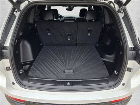 Used 2022 Jeep Grand Cherokee Altitude RWD image 7