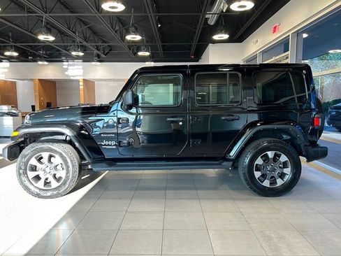 Used 2021 Jeep Wrangler Unlimited Sahara image 7