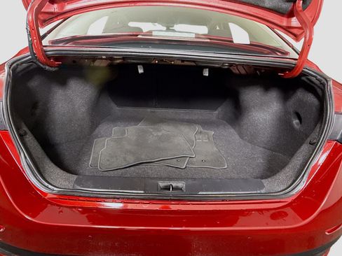 Used 2024 Nissan Sentra SR w/ Trunk Package image 35