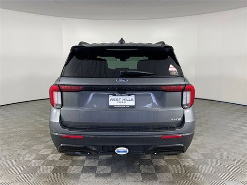 Used 2025 Ford Explorer ST-Line image 24